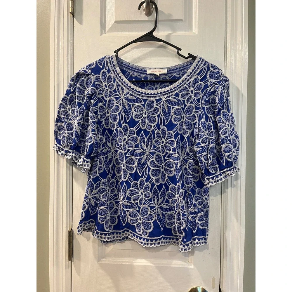 Solitaire Blue White Floral Embroidered Puff Sleeve Blouse Top Medium b1
